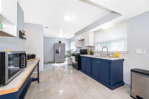 Купить виллу или дом в Орландо, Флорида 6 комнат, 115.38м2, № 2202773 - фото 10