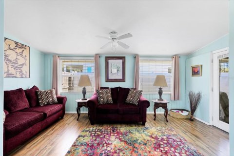 House in Sarasota, Florida 4 bedrooms, 196.77 sq.m. № 1717512 - photo 12