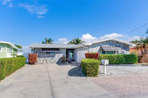 Terreno en venta en Redington Beach, Florida № 1553769 - foto 18