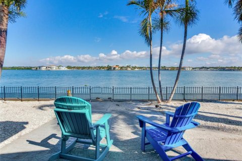 Terreno en venta en Redington Beach, Florida № 1553769 - foto 9