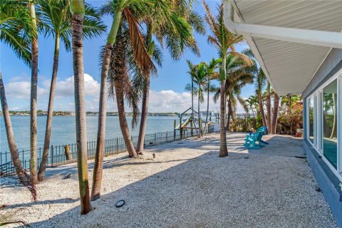 Terreno en venta en Redington Beach, Florida № 1553769 - foto 13