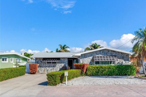 Terreno en venta en Redington Beach, Florida № 1553769 - foto 2