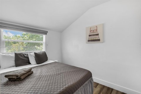 Casa en venta en Miami, Florida, 3 dormitorios, 131.92 m2 № 1875619 - foto 23
