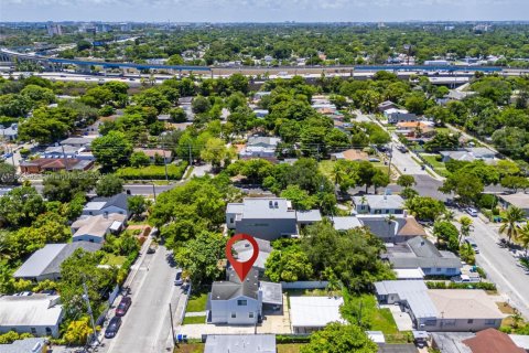 Casa en venta en Miami, Florida, 3 dormitorios, 131.92 m2 № 1875619 - foto 7