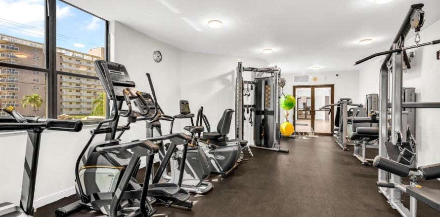 Condo in Hillsboro Beach, Florida, 2 bedrooms  № 760937