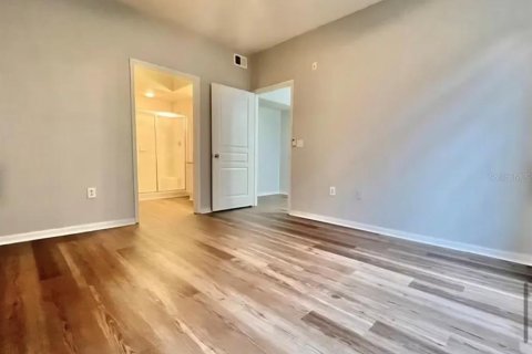 Condo in Tampa, Florida, 2 bedrooms  № 1908021 - photo 7