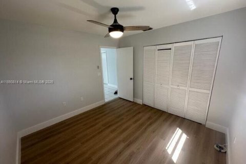 Villa ou maison à louer à Key Largo, Floride: 2 chambres, 71.35 m2 № 1946547 - photo 10