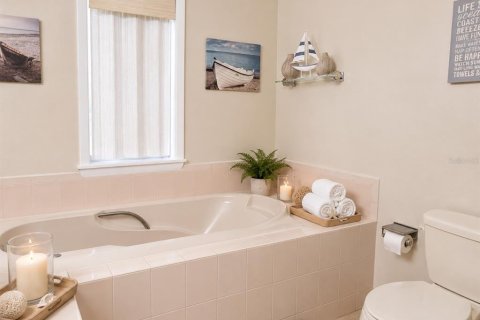 House in Holmes Beach, Florida 3 bedrooms, 171.31 sq.m. № 2227263 - photo 20