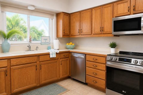 House in Holmes Beach, Florida 3 bedrooms, 171.31 sq.m. № 2227263 - photo 11