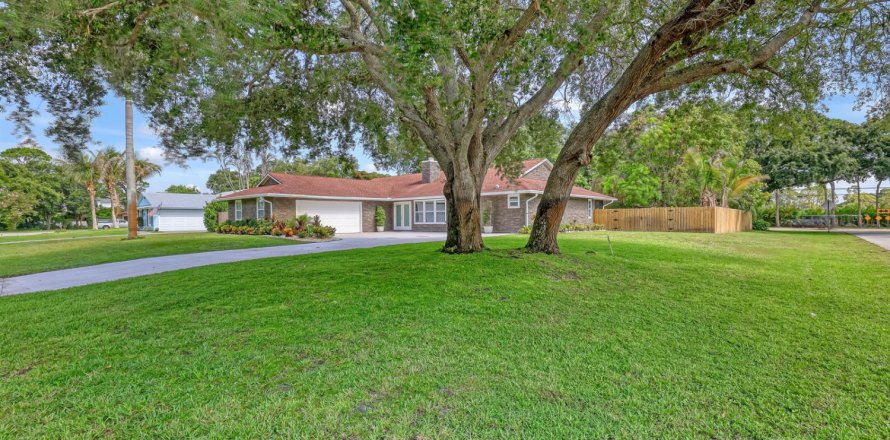 Casa en Jupiter, Florida 5 dormitorios, 253.99 m2 № 2187098