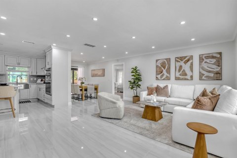 Casa en venta en Jupiter, Florida, 5 dormitorios, 253.99 m2 № 2187098 - foto 7