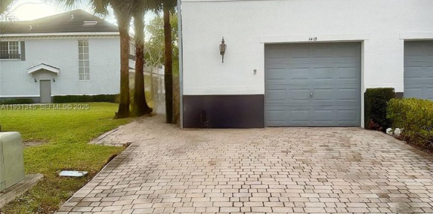 Touwnhouse à Lauderhill, Floride 3 chambres, 129.32 m2 № 1989992