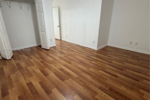 Touwnhouse à louer à Lauderhill, Floride: 3 chambres, 129.32 m2 № 1989992 - photo 23