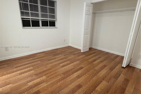 Touwnhouse à louer à Lauderhill, Floride: 3 chambres, 129.32 m2 № 1989992 - photo 27