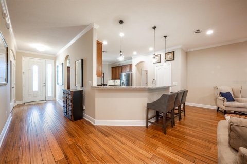 House in Orlando, Florida 4 bedrooms, 237.74 sq.m. № 1529870 - photo 13
