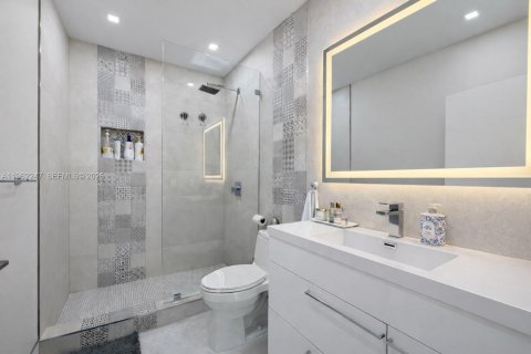 Copropriété à louer à Miami, Floride: 2 chambres, 98.57 m2 № 2023860 - photo 10