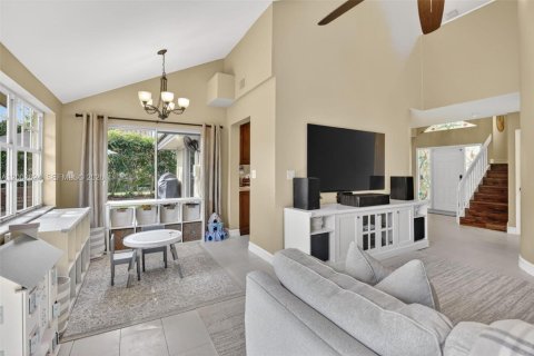 Villa ou maison à vendre à Cooper City, Floride: 3 chambres, 232.63 m2 № 2066332 - photo 19