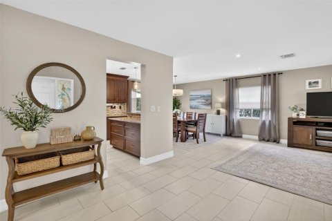 Villa ou maison à vendre à Cooper City, Floride: 3 chambres, 232.63 m2 № 2066332 - photo 10