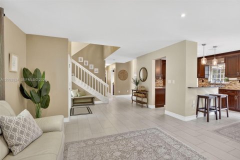 Villa ou maison à vendre à Cooper City, Floride: 3 chambres, 232.63 m2 № 2066332 - photo 13