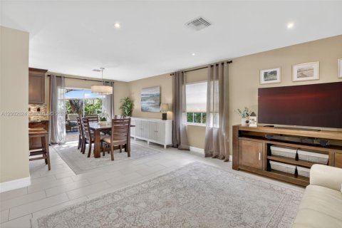 Villa ou maison à vendre à Cooper City, Floride: 3 chambres, 232.63 m2 № 2066332 - photo 12