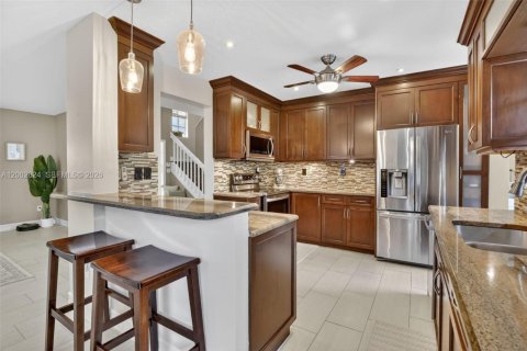 Villa ou maison à vendre à Cooper City, Floride: 3 chambres, 232.63 m2 № 2066332 - photo 3