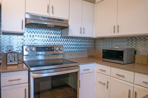 Condo in Clearwater, Florida, 1 bedroom  № 1780823 - photo 6