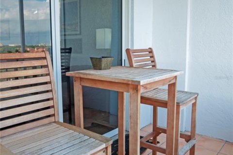 Condo in Clearwater, Florida, 1 bedroom  № 1780823 - photo 13