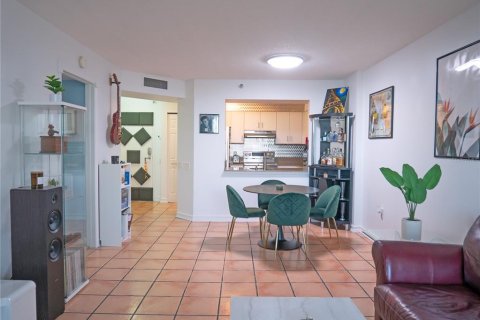 Condo in Clearwater, Florida, 1 bedroom  № 1780823 - photo 16