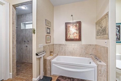 House in Ocala, Florida 4 bedrooms, 337.42 sq.m. № 1915896 - photo 27