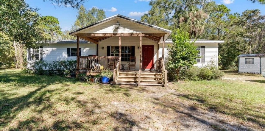 Casa en Inglis, Florida 3 dormitorios, 140.47 m2 № 2107823