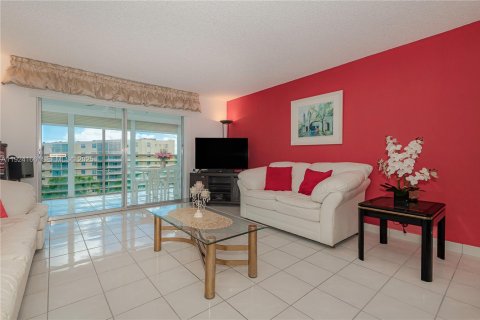 Condo à Dania Beach, Floride, 2 chambres  № 2039214