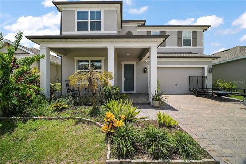 House in Davenport, Florida 5 bedrooms, 280.29 sq.m. № 2098091 - photo 2