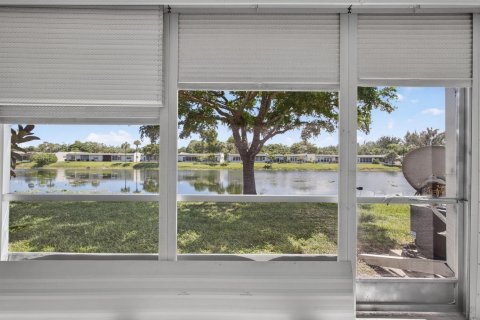 Condo in West Palm Beach, Florida, 2 bedrooms № 2250338 - photo 25