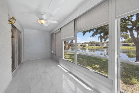 Condo in West Palm Beach, Florida, 2 bedrooms № 2250338 - photo 24