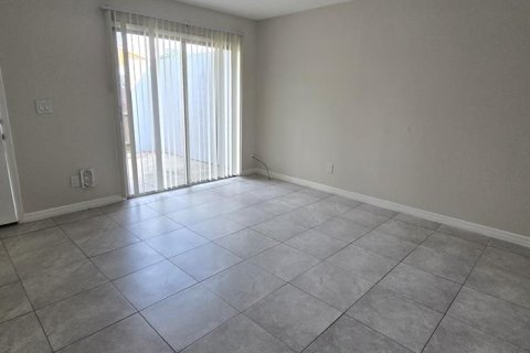 Appartement à louer à Ocala, Floride: 2 chambres, 75.81 m2 № 2418914 - photo 3