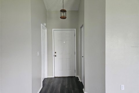 Villa ou maison à vendre à Winter Haven, Floride: 3 chambres, 129.32 m2 № 2398805 - photo 4