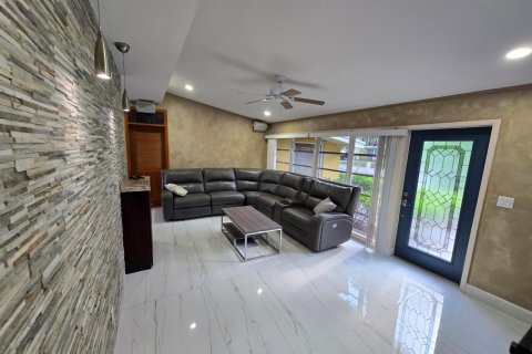 Casa en venta en Fort Lauderdale, Florida, 3 dormitorios, 126.16 m2 № 2168886 - foto 9