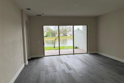Casa en venta en Royal Palm Beach, Florida, 3 dormitorios, 149.85 m2 № 2088244 - foto 9