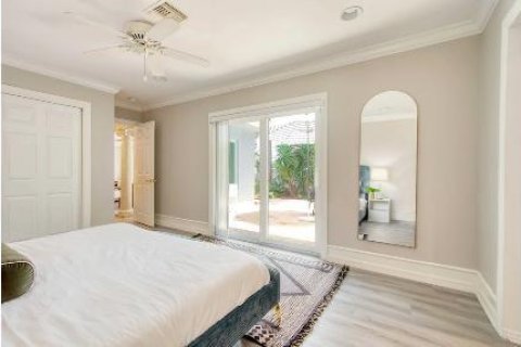 Casa en alquiler en Pompano Beach, Florida, 4 dormitorios, 252.04 m2 № 1134985 - foto 1