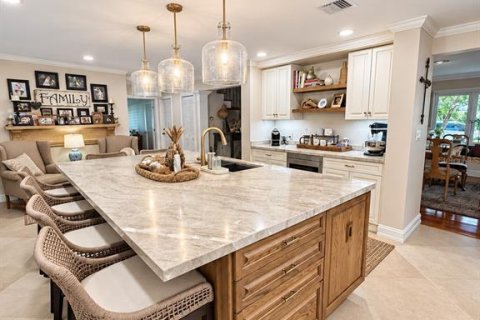 Villa ou maison à vendre à Miramar, Floride: 5 chambres, 389.17 m2 № 2408898 - photo 8
