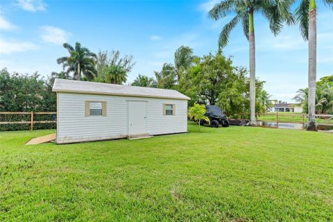 Villa ou maison à vendre à Miramar, Floride: 5 chambres, 389.17 m2 № 2408898 - photo 28