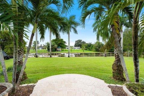 Villa ou maison à vendre à Miramar, Floride: 5 chambres, 389.17 m2 № 2408898 - photo 24