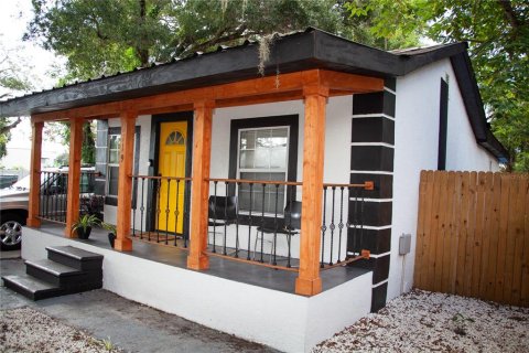 Casa en venta en Tampa, Florida, 3 dormitorios, 92.72 m2 № 1880896 - foto 4