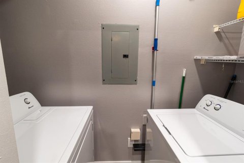 Condominio en alquiler en Orlando, Florida, 3 dormitorios, 138.52 m2 № 1801957 - foto 19