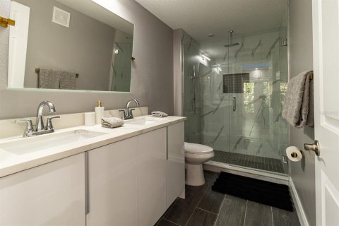 Condominio en alquiler en Orlando, Florida, 3 dormitorios, 138.52 m2 № 1801957 - foto 14