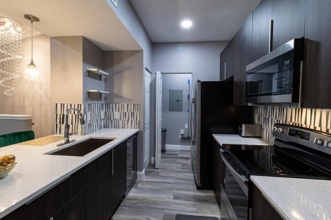Condominio en alquiler en Orlando, Florida, 3 dormitorios, 138.52 m2 № 1801957 - foto 7