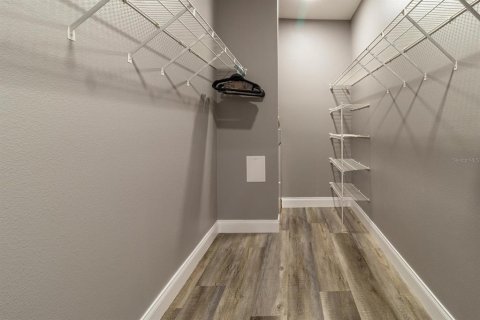 Condominio en alquiler en Orlando, Florida, 3 dormitorios, 138.52 m2 № 1801957 - foto 13