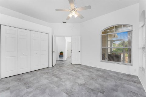 House in Englewood, Florida 3 bedrooms, 176.79 sq.m. № 1910979 - photo 8