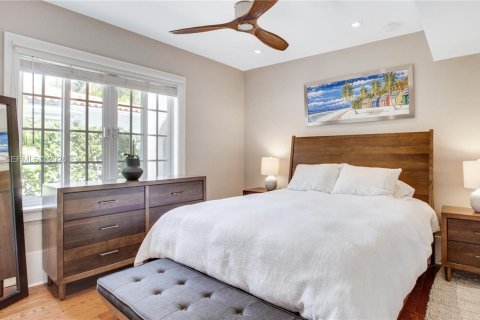 Casa en venta en Coral Gables, Florida, 3 dormitorios, 164.99 m2 № 2046679 - foto 9