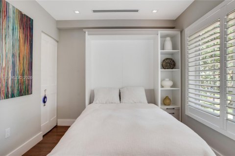 Casa en venta en Coral Gables, Florida, 3 dormitorios, 164.99 m2 № 2046679 - foto 11